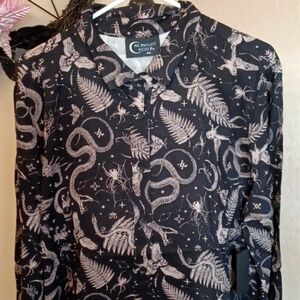 MIDNIGHT HOUR 3X BEWITCHING LONG-SLEEVED BUTTON BLOUSE